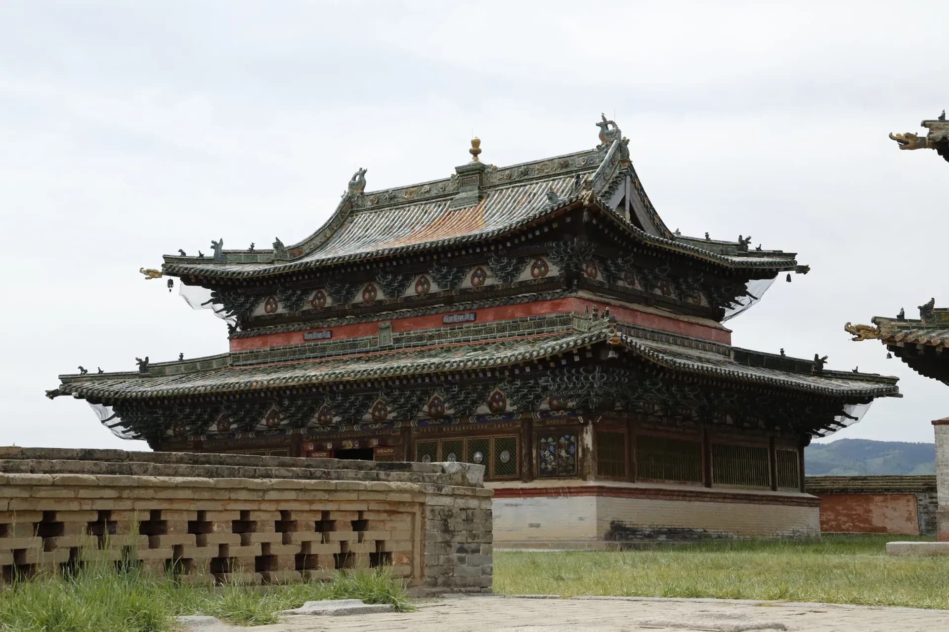 Erdene Zuu temple architecture