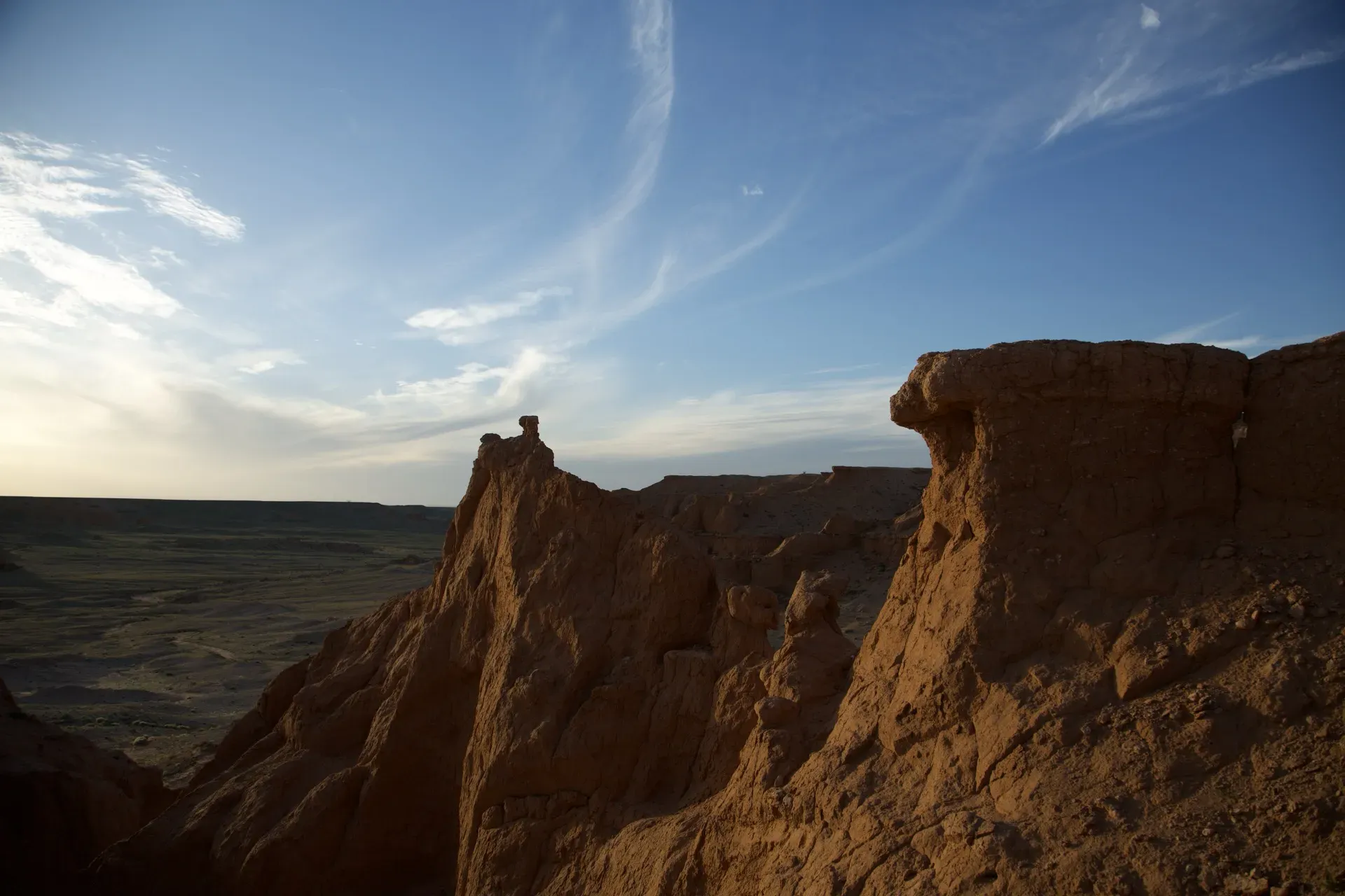 Dramatic rock spires at the Flaming Cliffs