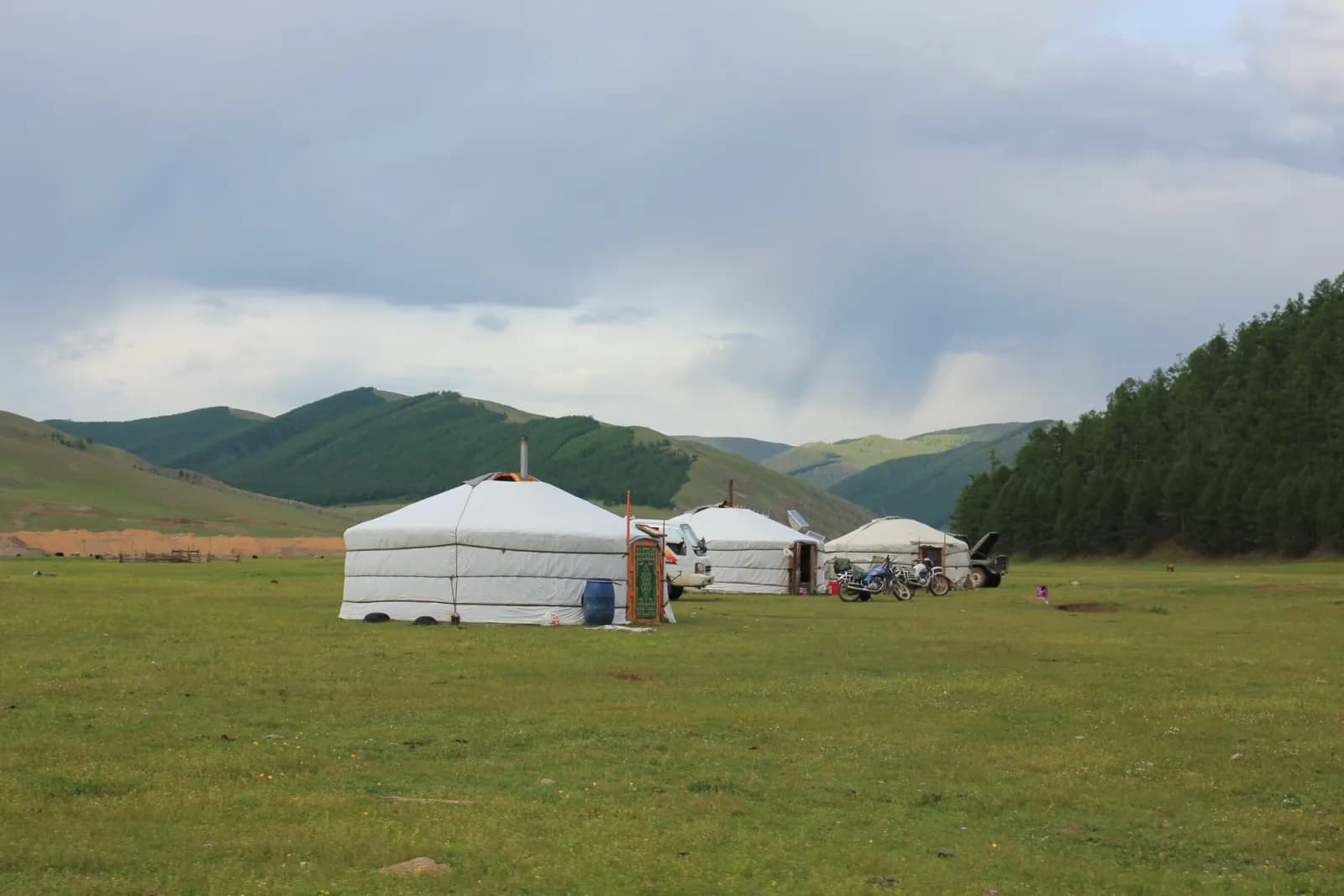 Central Mongolia - Steppe and history 6
