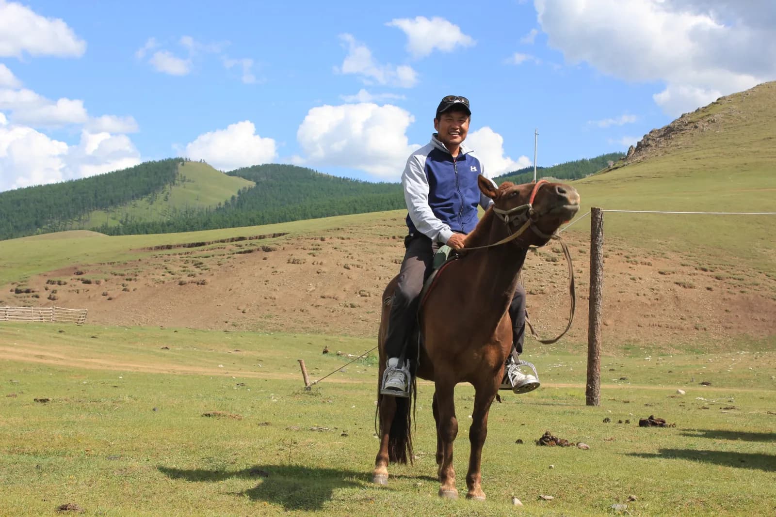 Central Mongolia - Steppe and history 16