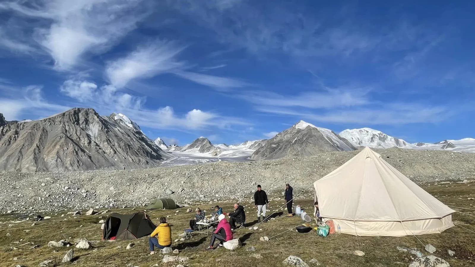 West Loop - Eagle hunters of Western Mongolia 9