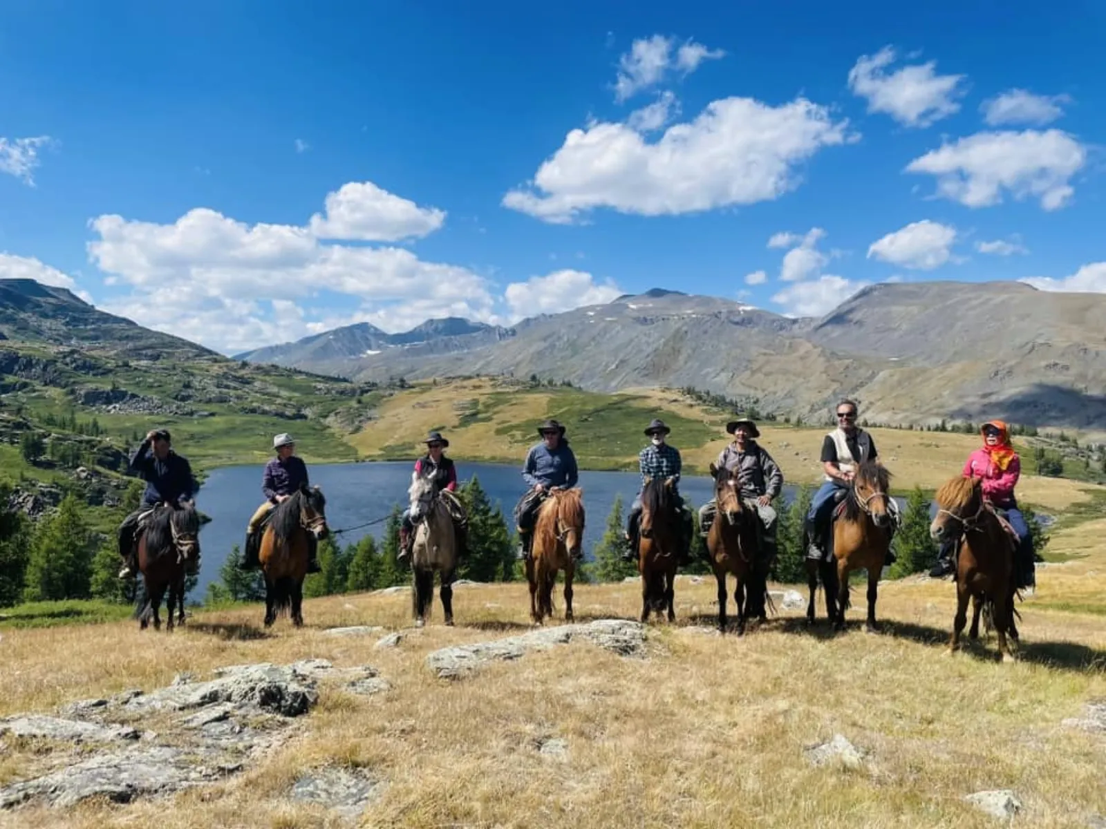 West Loop - Eagle hunters of Western Mongolia 11