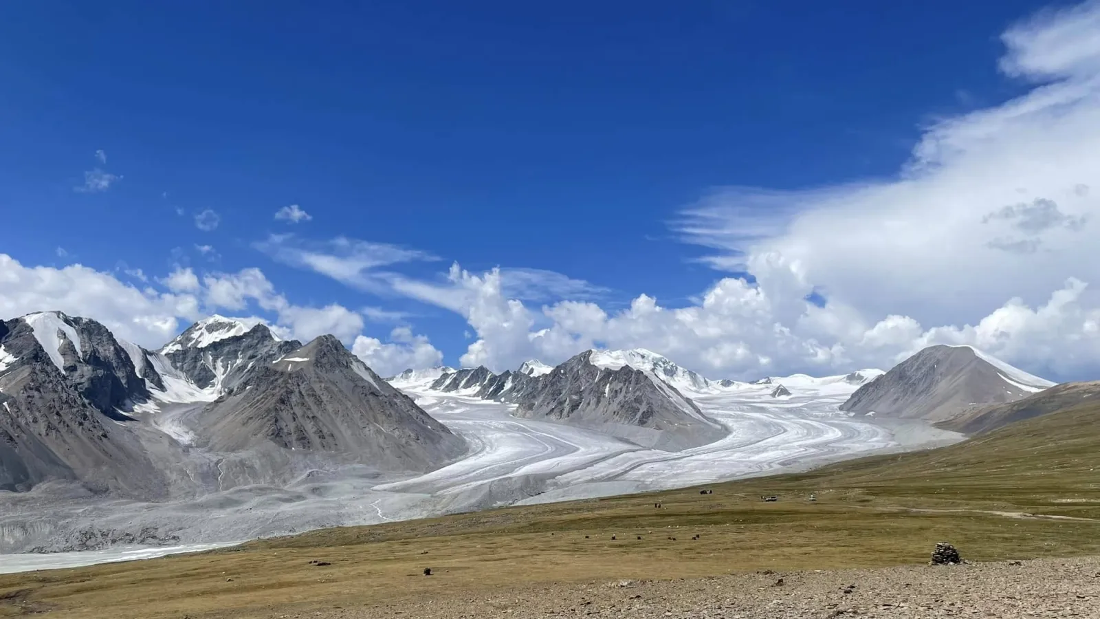 Eagle Hunters of Western Mongolia gallery 4